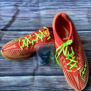 Saucony XC Women’s Sz 11.5 *new*